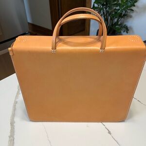 Beautiful structured leather portfolio case